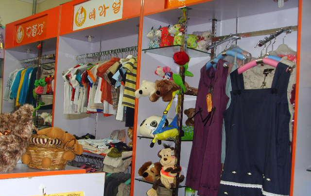贝蕾尔童装实体店